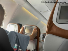 Woman on Plane Put Her Bare Feet on My Husband’s Seat – So I Made Sure She’d Regret It the Whole Flight vid